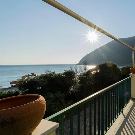 Apartamento 111 - Casa La Secca Vista Mare, 100metri Dalla E Mare Moneglia